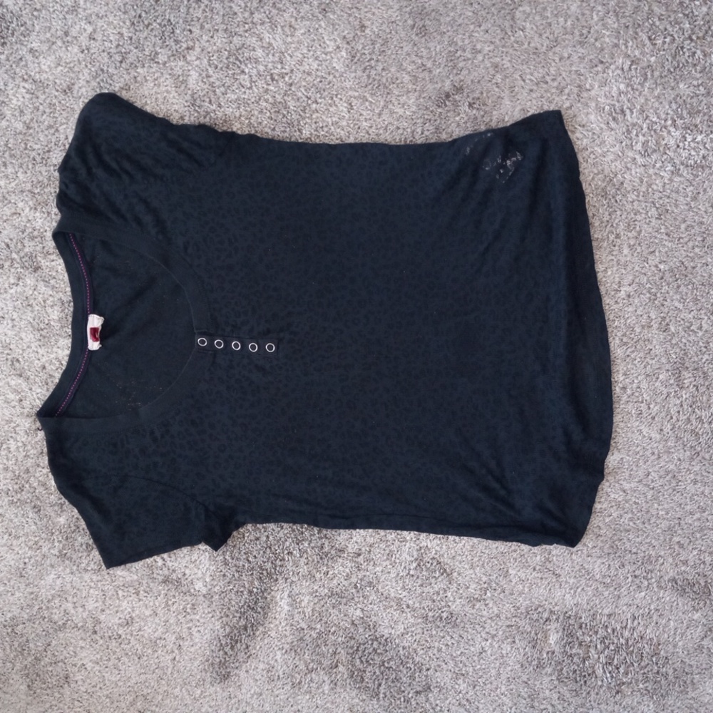 XXL LEI see through half button tshirt